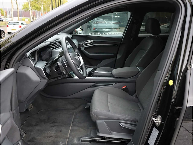 Audi e-tron 55 quattro 95 kwh 300kw automaat 2022 - afbeelding 4 van  38
