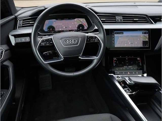 Audi e-tron 55 quattro 95 kwh 300kw automaat 2022 - afbeelding 8 van  38
