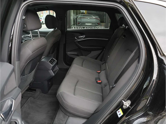 Audi e-tron 55 quattro 95 kwh 300kw automaat 2022 - afbeelding 26 van  38