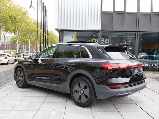 Audi e-tron 55 quattro 95 kwh 300kw automaat 2022 - afbeelding 23 van  38