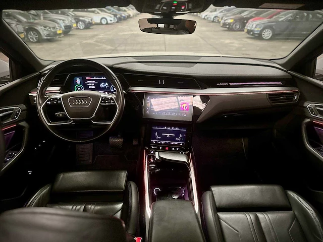 Audi e-tron 55 quattro 95 kwh automaat, k-174-hr - afbeelding 9 van  25