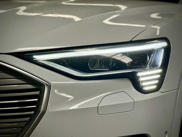 Audi e-tron 55 quattro 95 kwh automaat, k-174-hr - afbeelding 12 van  25