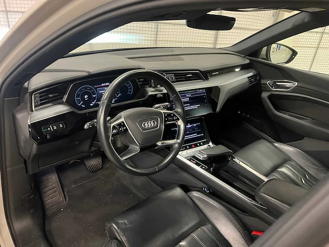 Audi e-tron 55 quattro advanced 360pk 2019 (origineel-nl), g-366-zv - afbeelding 17 van  74