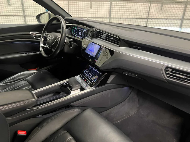 Audi e-tron 55 quattro advanced 360pk 2019 (origineel-nl), g-366-zv - afbeelding 62 van  74