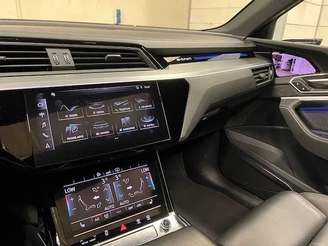 Audi e-tron 55 quattro advanced 95 kwh 360pk 2018 (origineel-nl), xh-729-d - afbeelding 20 van  71