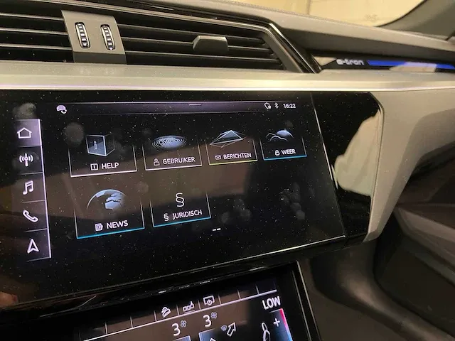 Audi e-tron 55 quattro advanced 95 kwh 360pk 2018 (origineel-nl), xh-729-d - afbeelding 32 van  71