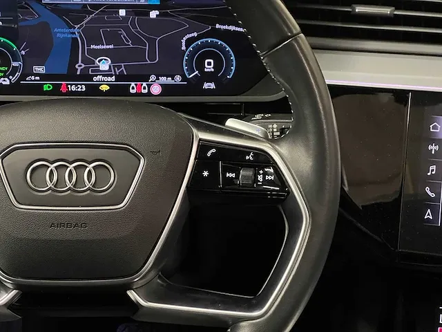 Audi e-tron 55 quattro advanced 95 kwh 360pk 2018 (origineel-nl), xh-729-d - afbeelding 38 van  71