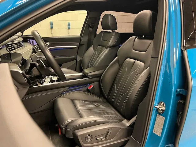 Audi e-tron 55 quattro advanced 95 kwh 360pk 2018 (origineel-nl), xh-729-d - afbeelding 40 van  71