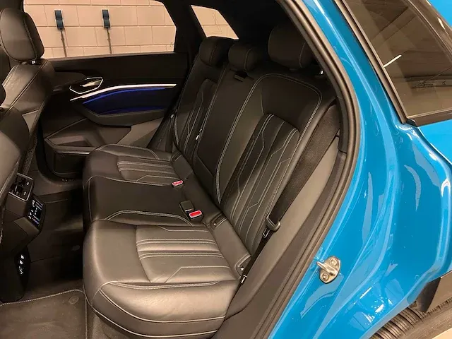 Audi e-tron 55 quattro advanced 95 kwh 360pk 2018 (origineel-nl), xh-729-d - afbeelding 55 van  71