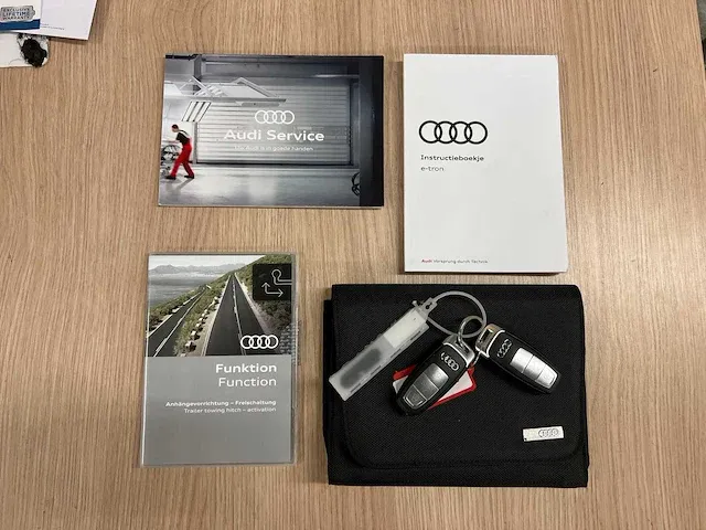 Audi e-tron 55 quattro advanced 95 kwh 360pk 2018 (origineel-nl), xh-729-d - afbeelding 62 van  71