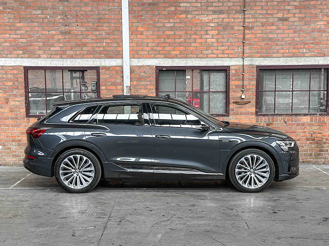 Audi e-tron 55 quattro advanced 95 kwh 360pk 2019, g-526-gr - afbeelding 2 van  50