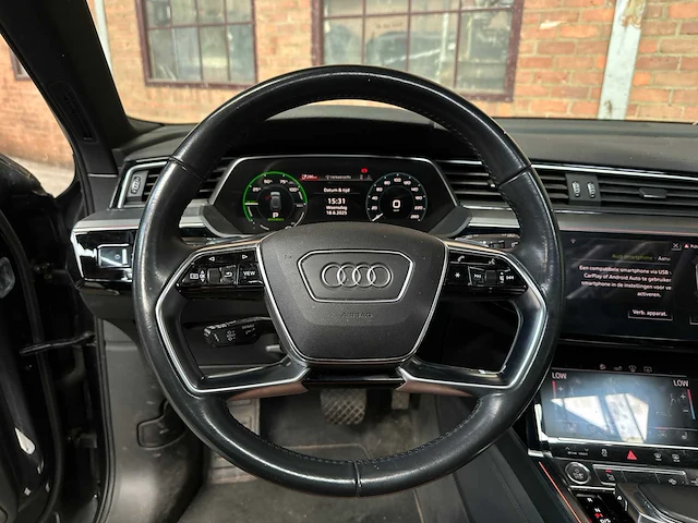 Audi e-tron 55 quattro advanced 95 kwh 360pk 2019, g-526-gr - afbeelding 13 van  50