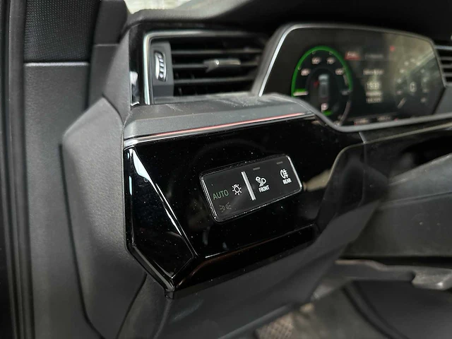 Audi e-tron 55 quattro advanced 95 kwh 360pk 2019, g-526-gr - afbeelding 15 van  50