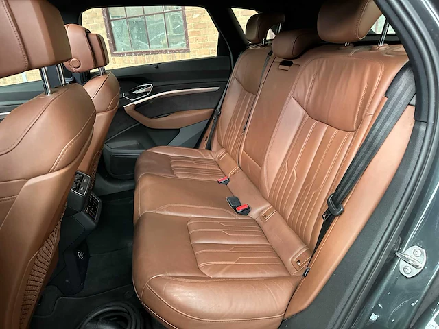Audi e-tron 55 quattro advanced 95 kwh 360pk 2019, g-526-gr - afbeelding 38 van  50