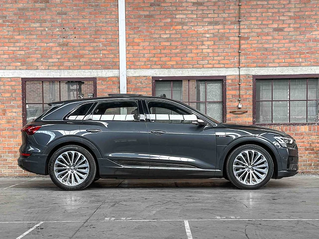 Audi e-tron 55 quattro advanced 95 kwh 360pk 2019, g-526-gr - afbeelding 50 van  50