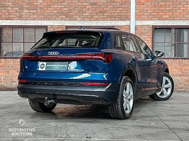 Audi e-tron 55 quattro advanced 95 kwh 360pk 2019 (origineel-nl + 1e eigenaar), zt-397-b - afbeelding 10 van  79