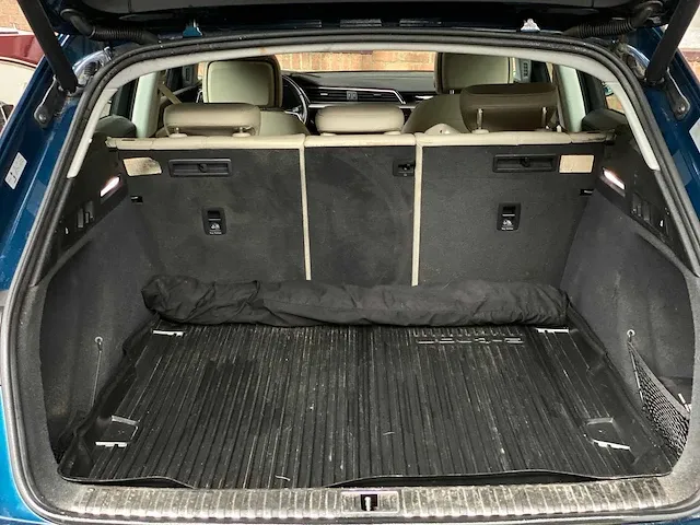 Audi e-tron 55 quattro advanced 95 kwh 360pk 2019 (origineel-nl + 1e eigenaar), zt-397-b - afbeelding 42 van  79