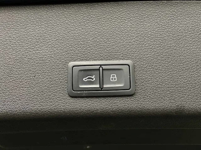Audi e-tron 55 quattro advanced 95 kwh 360pk 2019 (origineel-nl + 1e eigenaar), zt-397-b - afbeelding 43 van  79