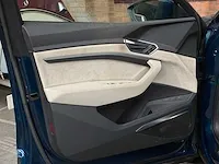 Audi e-tron 55 quattro advanced 95 kwh 360pk 2019 (origineel-nl + 1e eigenaar), zt-397-b - afbeelding 44 van  79