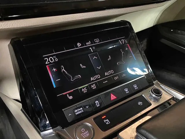 Audi e-tron 55 quattro advanced 95 kwh 360pk 2019 (origineel-nl + 1e eigenaar), zt-397-b - afbeelding 49 van  79