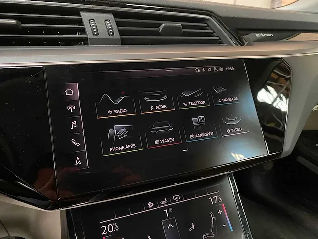 Audi e-tron 55 quattro advanced 95 kwh 360pk 2019 (origineel-nl + 1e eigenaar), zt-397-b - afbeelding 50 van  79
