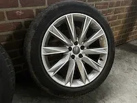 Audi e-tron 55 quattro advanced 95 kwh 360pk 2019 (origineel-nl + 1e eigenaar), zt-397-b - afbeelding 75 van  79