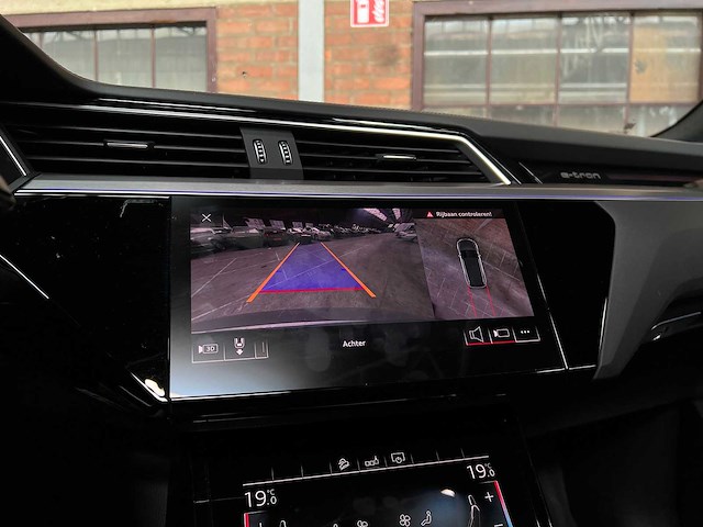 Audi e-tron 55 quattro advanced 95 kwh 360pk 2019 (origineel-nl), g-111-zl - afbeelding 25 van  48