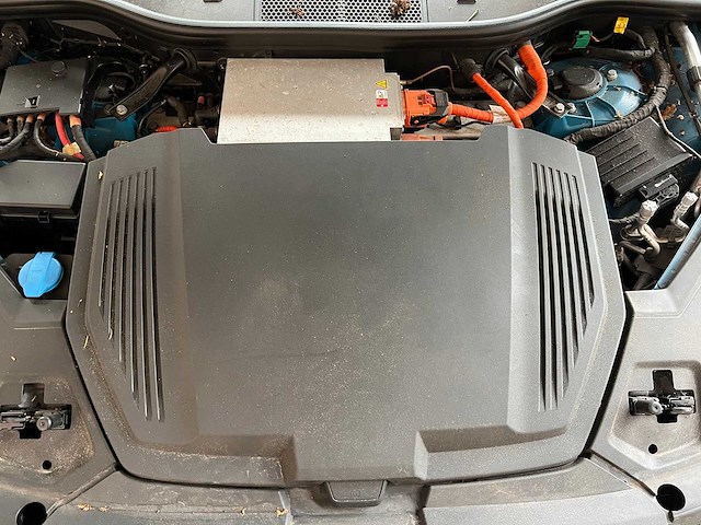 Audi e-tron 55 quattro advanced 95 kwh 360pk 2019 (origineel-nl), g-111-zl - afbeelding 42 van  48