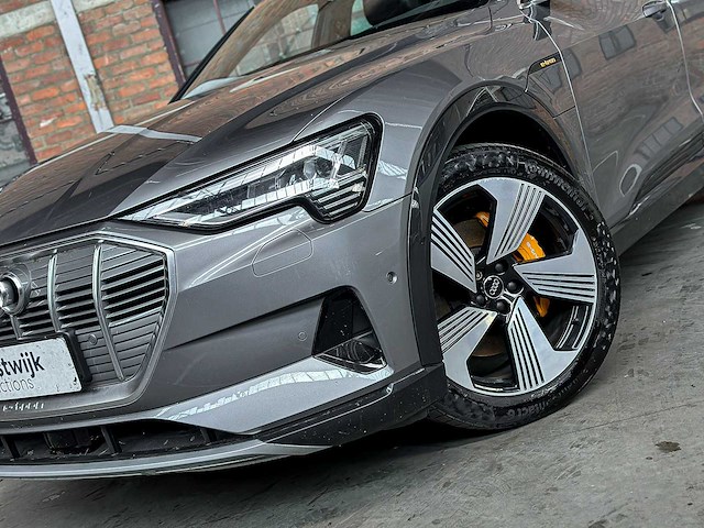 Audi e-tron 55 quattro advanced 95 kwh 360pk 2019 (origineel-nl), g-111-zl - afbeelding 34 van  48