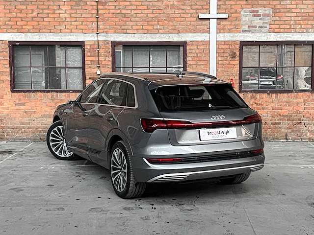 Audi e-tron 55 quattro advanced 95 kwh s-line 360pk 2019 (origineel-nl + 1e eigenaar), zg-864-x - afbeelding 7 van  47