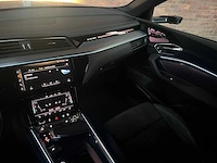 Audi e-tron 55 quattro advanced 95 kwh s-line 360pk 2019 (origineel-nl + 1e eigenaar), zg-864-x - afbeelding 13 van  47