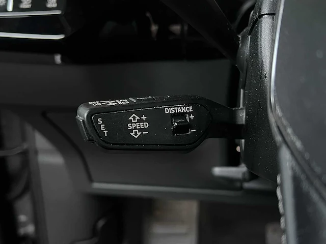 Audi e-tron 55 quattro advanced 95 kwh s-line 360pk 2019 (origineel-nl + 1e eigenaar), zg-864-x - afbeelding 20 van  47