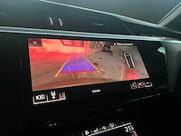 Audi e-tron 55 quattro advanced 95 kwh s-line 360pk 2019 (origineel-nl + 1e eigenaar), zg-864-x - afbeelding 28 van  47