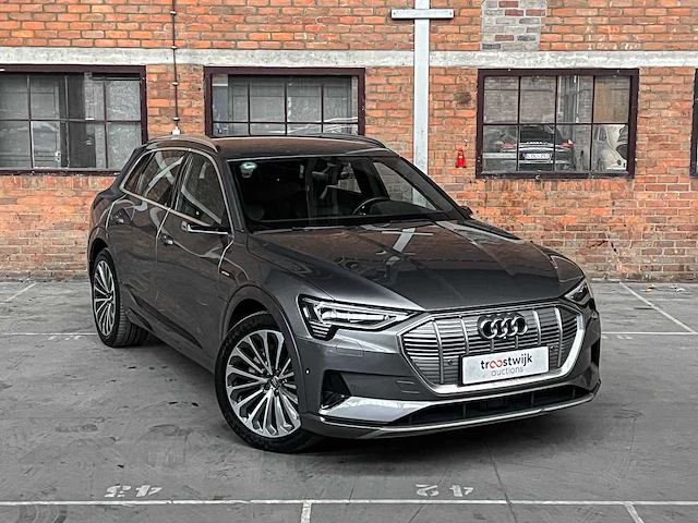 Audi e-tron 55 quattro advanced 95 kwh s-line 360pk 2019 (origineel-nl + 1e eigenaar), zg-864-x - afbeelding 44 van  47