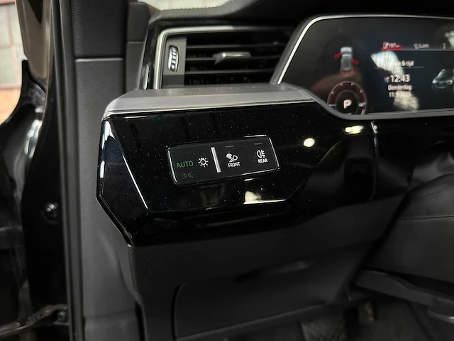 Audi e-tron 55 quattro advanced 95 kwh s-line 408pk 2019, g-443-rt - afbeelding 25 van  55