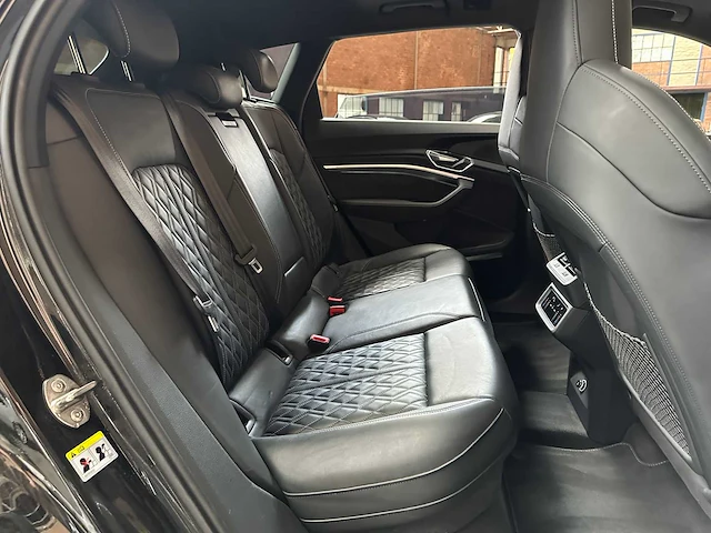 Audi e-tron 55 quattro advanced 95 kwh s-line 408pk 2019, g-443-rt - afbeelding 49 van  55