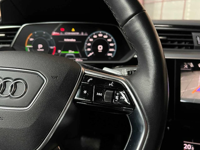 Audi e-tron 55 quattro business edition 95 kwh 408pk 2021, l-308-zt - afbeelding 16 van  47