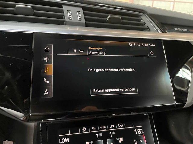 Audi e-tron 55 quattro s-edition s-line 95 kwh 408pk 2022, p-721-lb - afbeelding 17 van  48