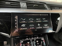 Audi e-tron 55 quattro s-edition s-line 95 kwh 408pk 2022, p-721-lb - afbeelding 32 van  48