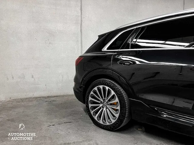 Audi e-tron 55 quattro s-line 95 kwh 360pk 2019, k-549-ph - afbeelding 2 van  59
