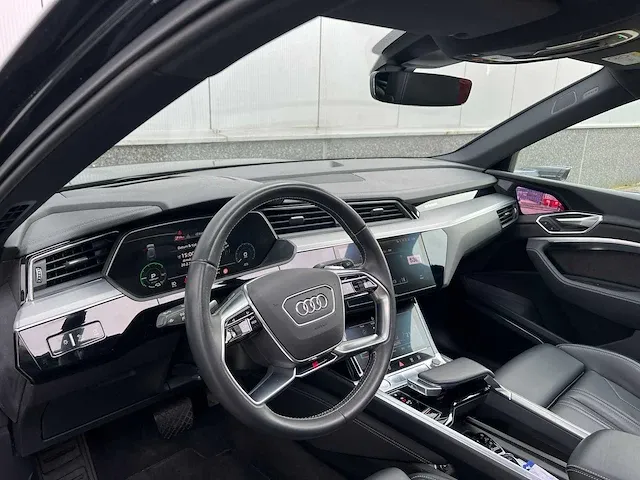 Audi e-tron 55 quattro s-line 95 kwh 360pk 2019, k-549-ph - afbeelding 18 van  59