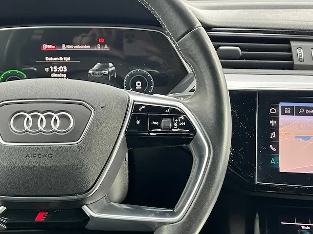 Audi e-tron 55 quattro s-line 95 kwh 360pk 2019, k-549-ph - afbeelding 30 van  59