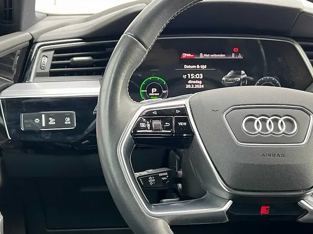 Audi e-tron 55 quattro s-line 95 kwh 360pk 2019, k-549-ph - afbeelding 31 van  59