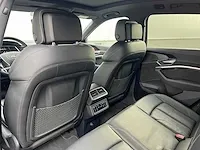 Audi e-tron 55 quattro s-line 95 kwh 360pk 2019, k-549-ph - afbeelding 44 van  59