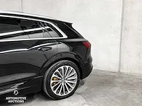 Audi e-tron 55 quattro s-line 95 kwh 360pk 2019, k-549-ph - afbeelding 34 van  59