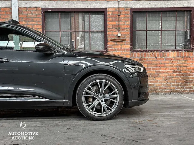 Audi e-tron 55 s-line quattro advanced 360pk 2019 (origineel-nl), g-186-zl - afbeelding 8 van  69