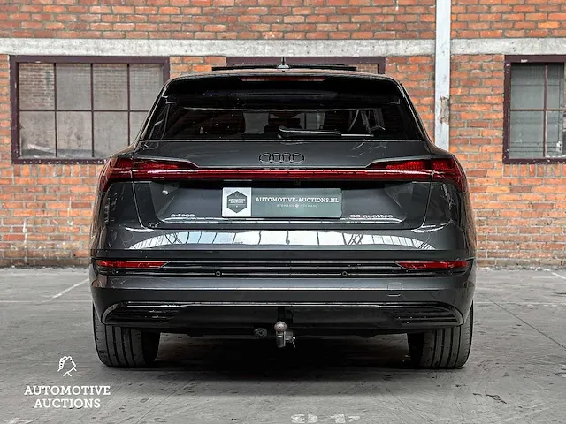 Audi e-tron 55 s-line quattro advanced 360pk 2019 (origineel-nl), g-186-zl - afbeelding 14 van  69