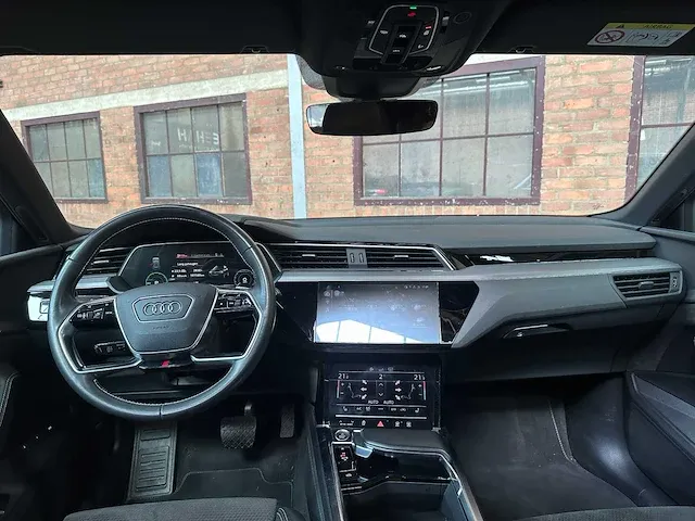 Audi e-tron 55 s-line quattro advanced 360pk 2019 (origineel-nl), g-186-zl - afbeelding 27 van  69