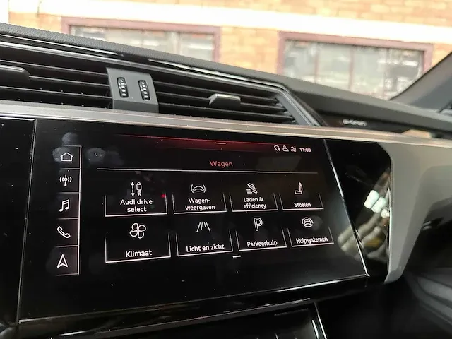 Audi e-tron 55 s-line quattro advanced 360pk 2019 (origineel-nl), g-186-zl - afbeelding 46 van  69