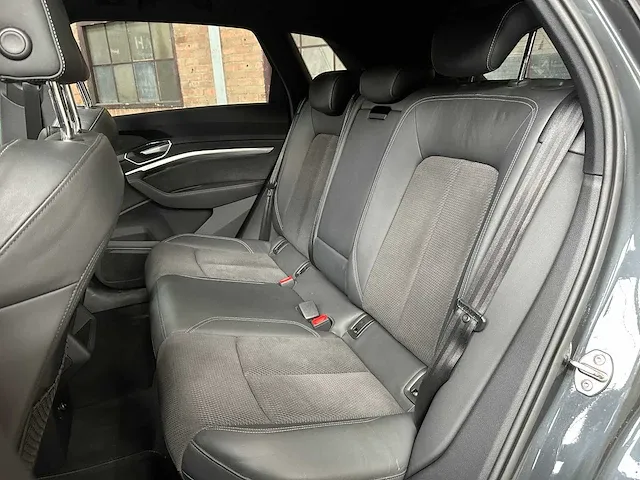Audi e-tron 55 s-line quattro advanced 360pk 2019 (origineel-nl), g-186-zl - afbeelding 60 van  69